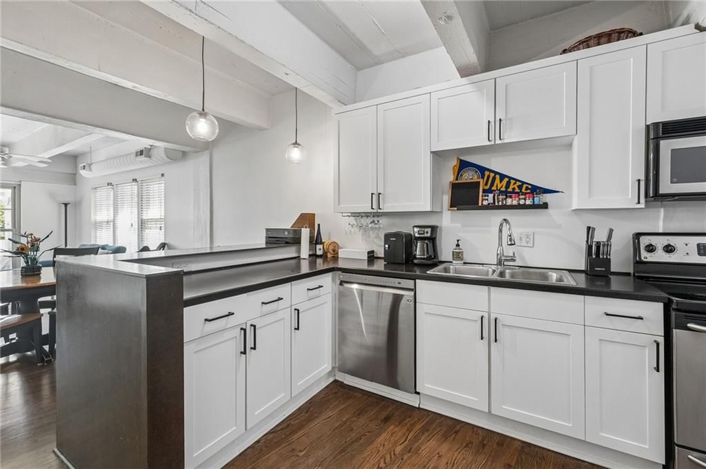 3001 Gillham Road — photo 8