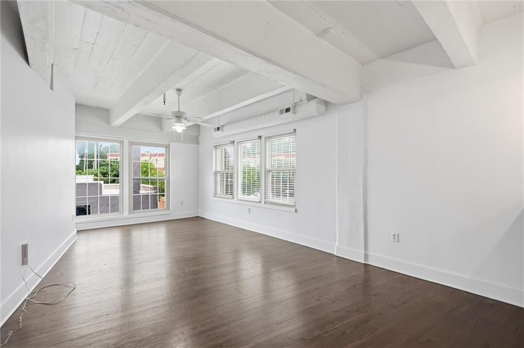 3001 Gillham Road, Kansas City, MO