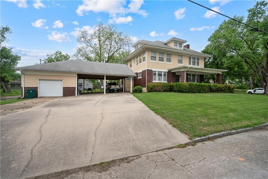 1500 Belmont Avenue — photo 4