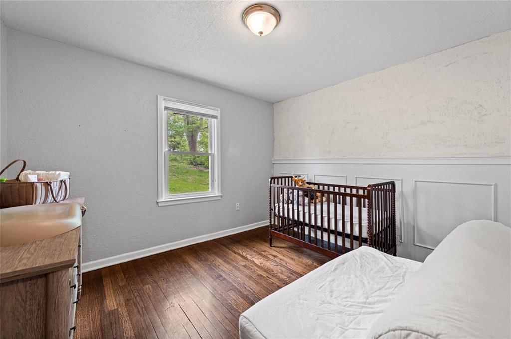 5321 Roswell Avenue — photo 18