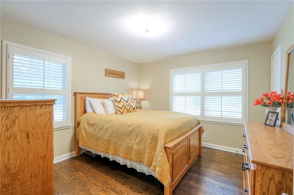 5401 Canterbury Road — photo 16