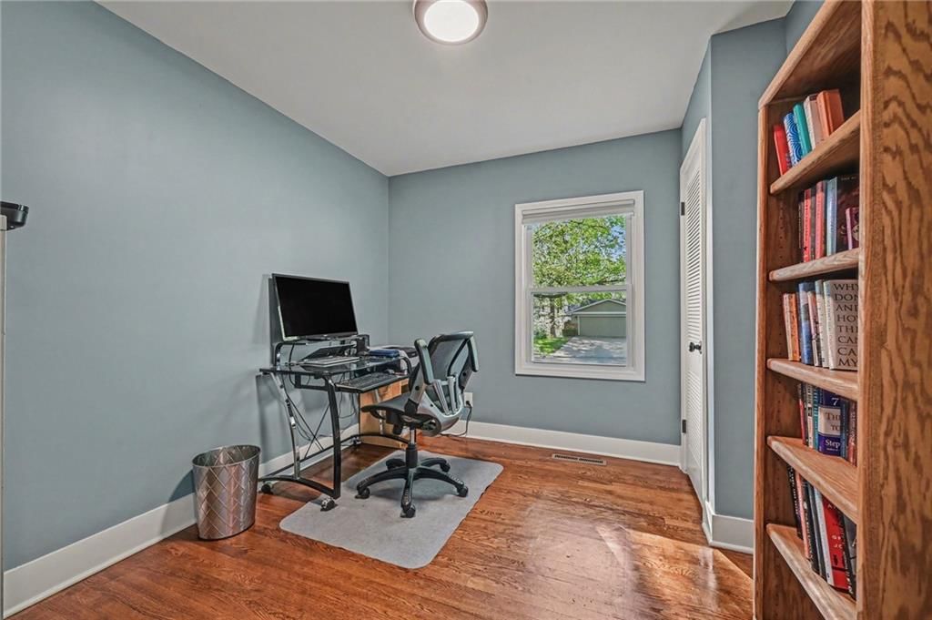 6608 Reeds Drive — photo 23