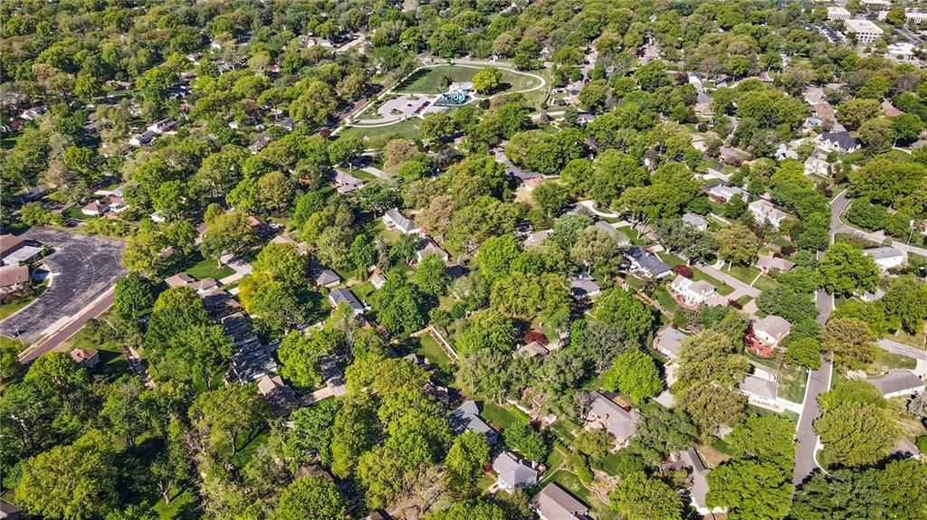 6608 Reeds Drive — photo 32