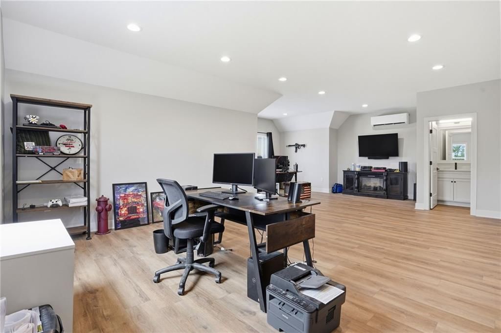 11730 Hollingsworth Road — photo 43