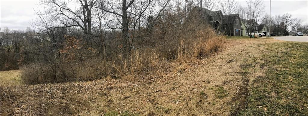 7709 BROOK Lane — photo 3