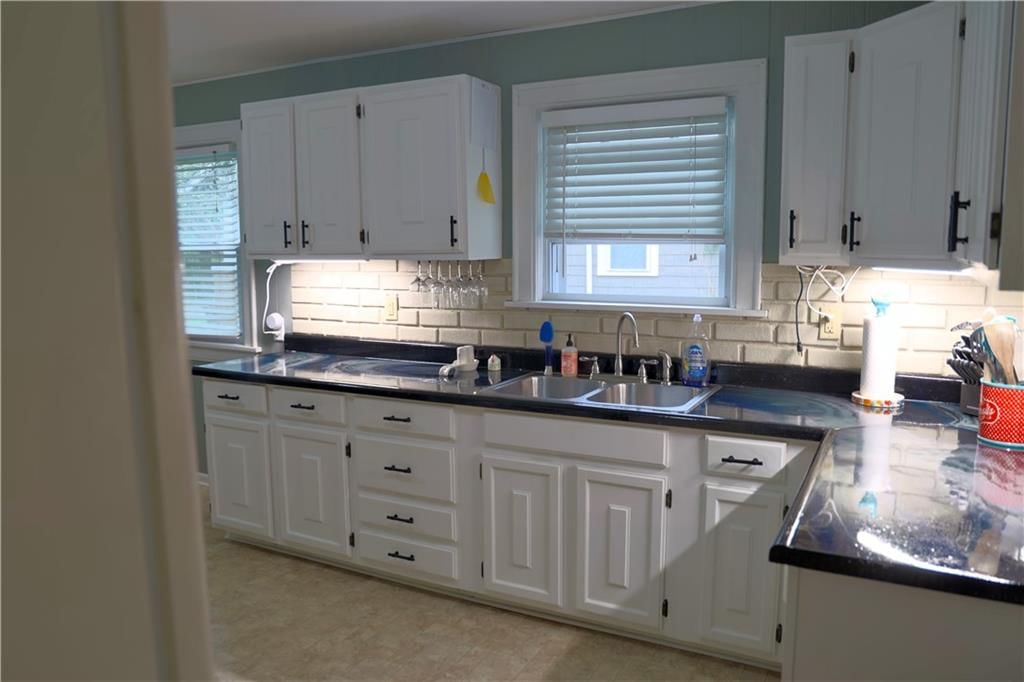 1006 E Pearl Street — photo 2