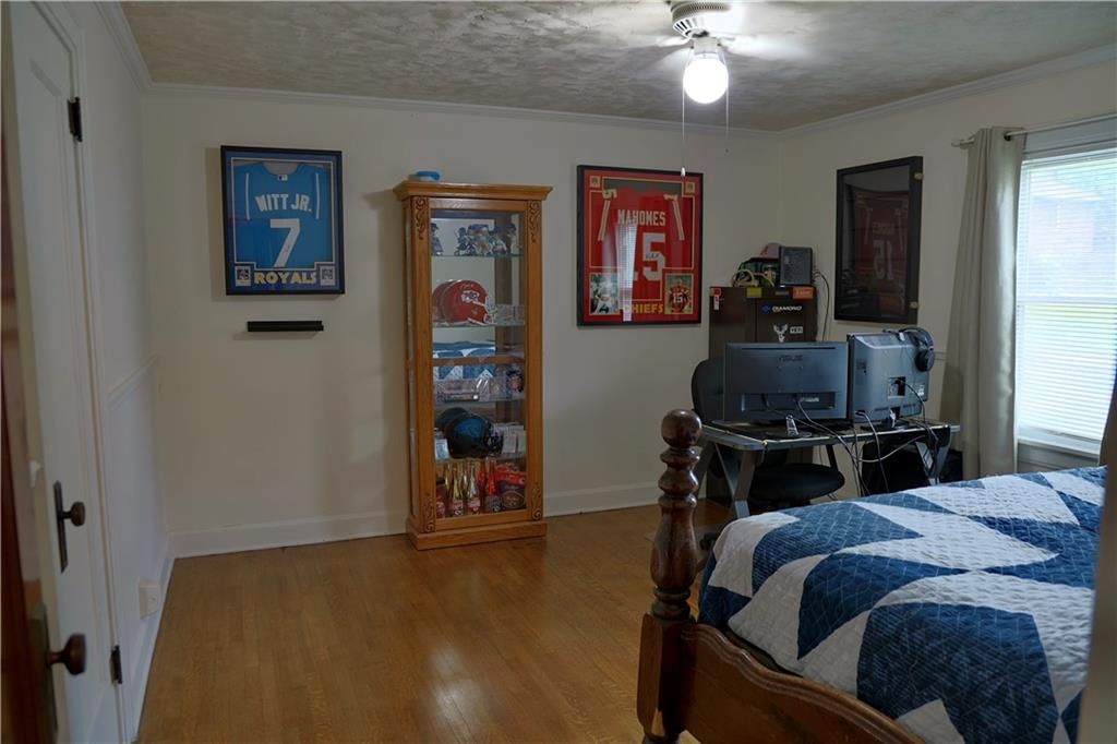 1006 E Pearl Street — photo 13