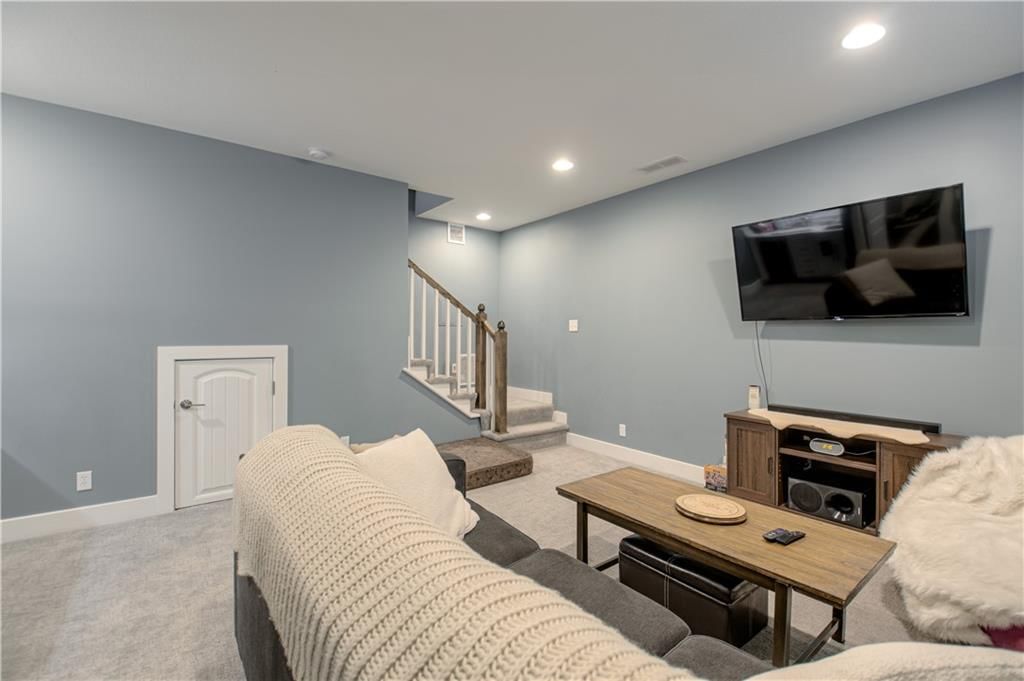 2546 Tracy Avenue — photo 29