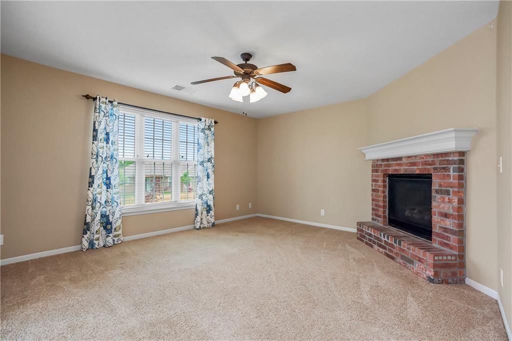1102 Bristol Drive — photo 10