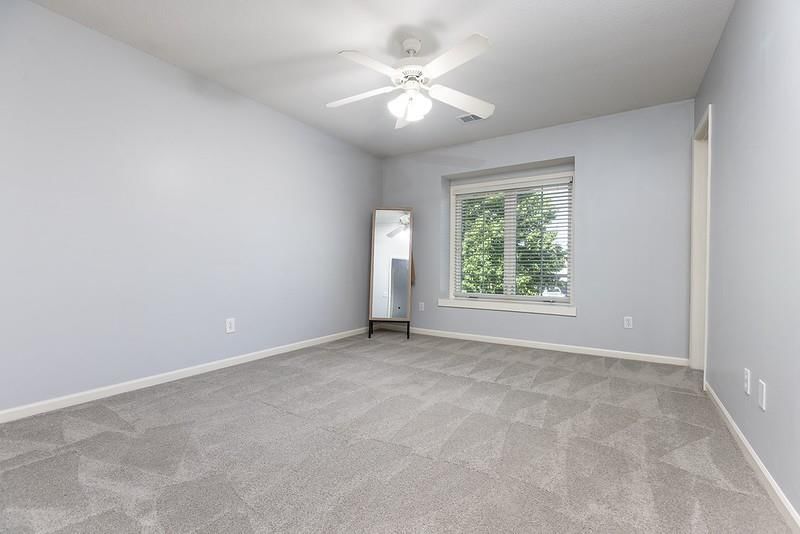 9115 N Stark Court — photo 40