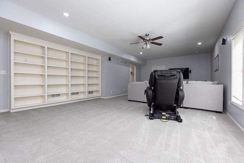 9115 N Stark Court — photo 45