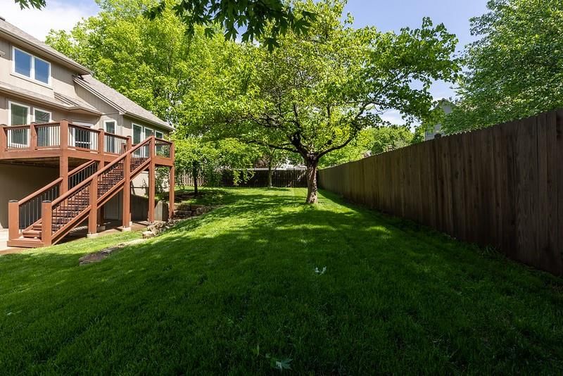 9115 N Stark Court — photo 56