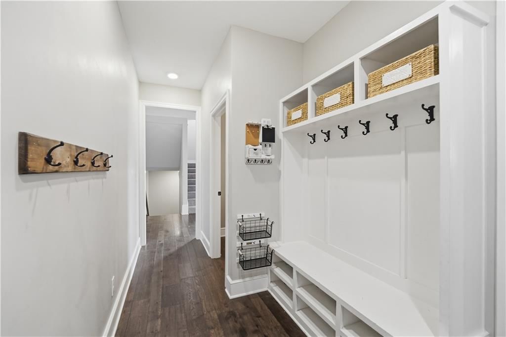 16438 AGNES Street — photo 13
