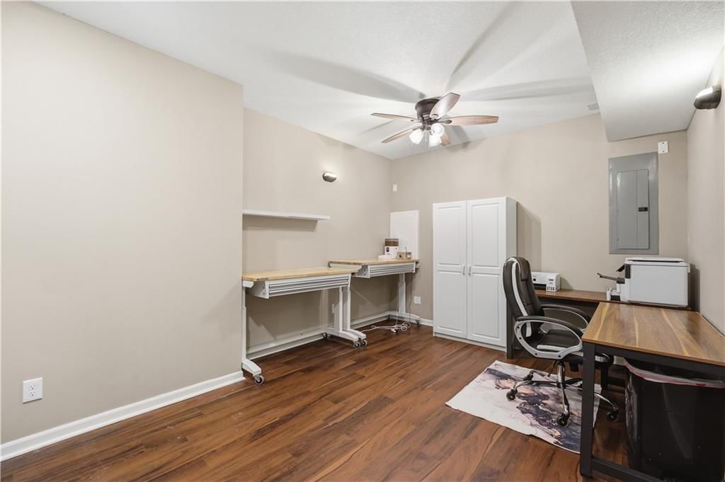16438 AGNES Street — photo 29