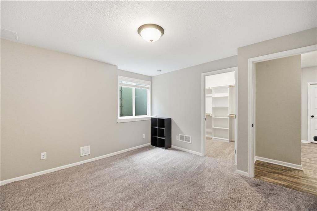 16438 AGNES Street — photo 32