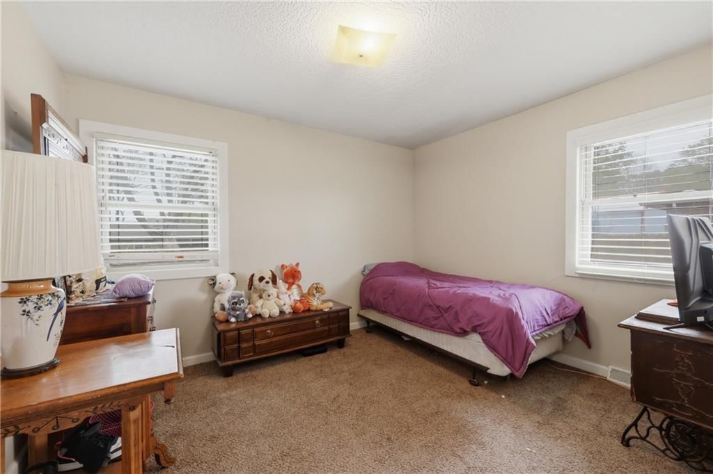 405 W College Street — photo 10