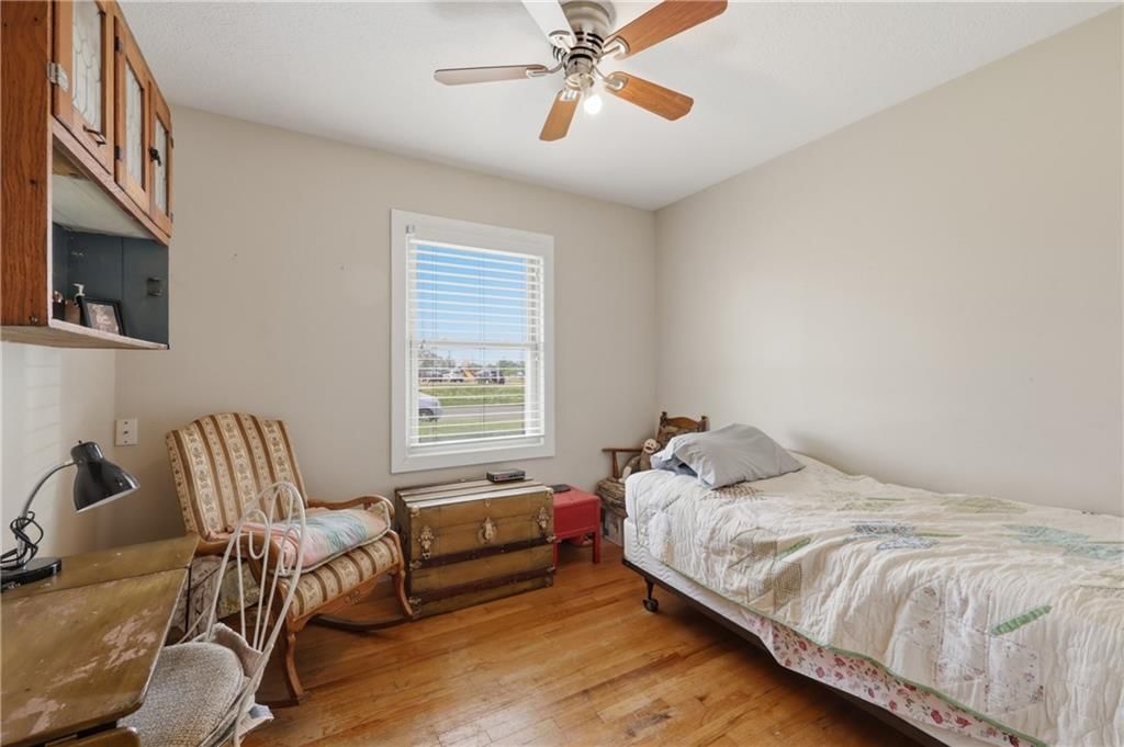 405 W College Street — photo 14