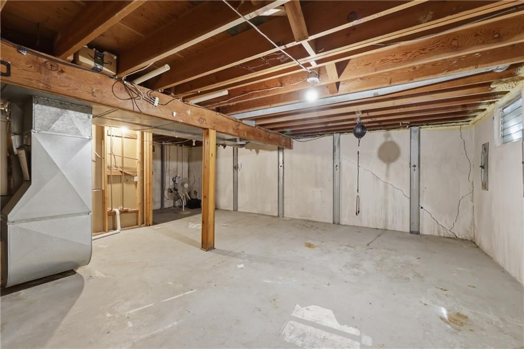 405 W College Street — photo 18
