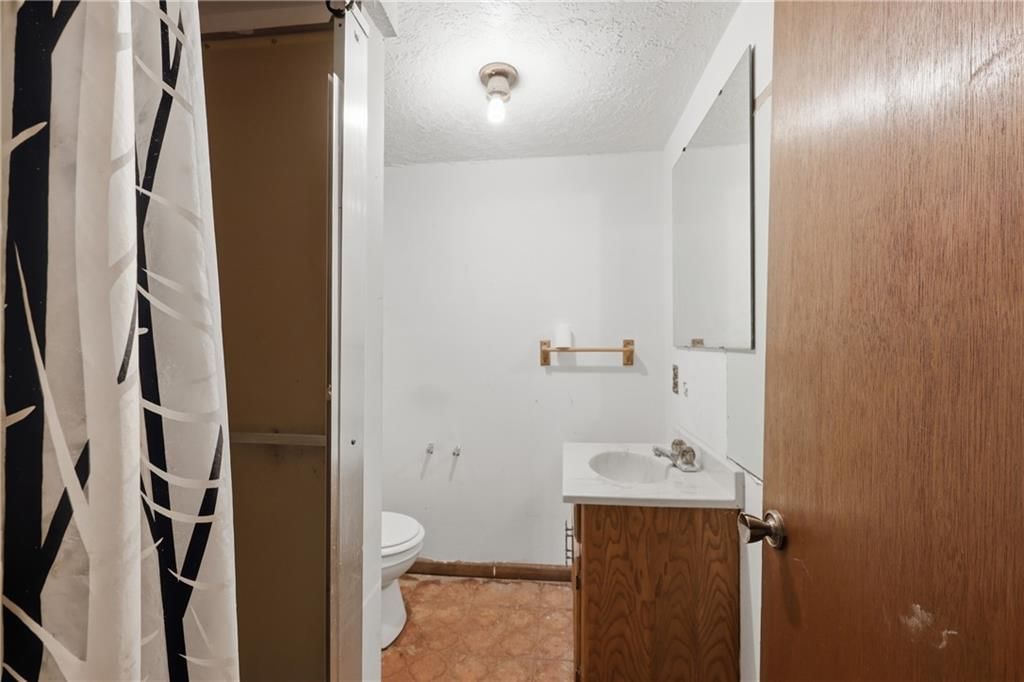 405 W College Street — photo 20