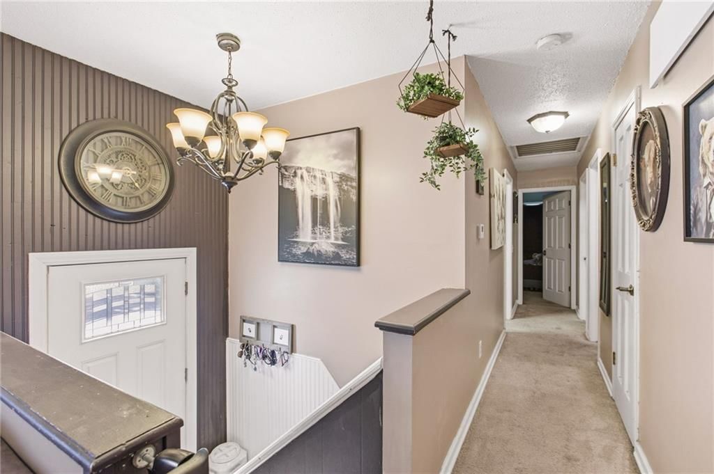 326 Gregory Drive — photo 4