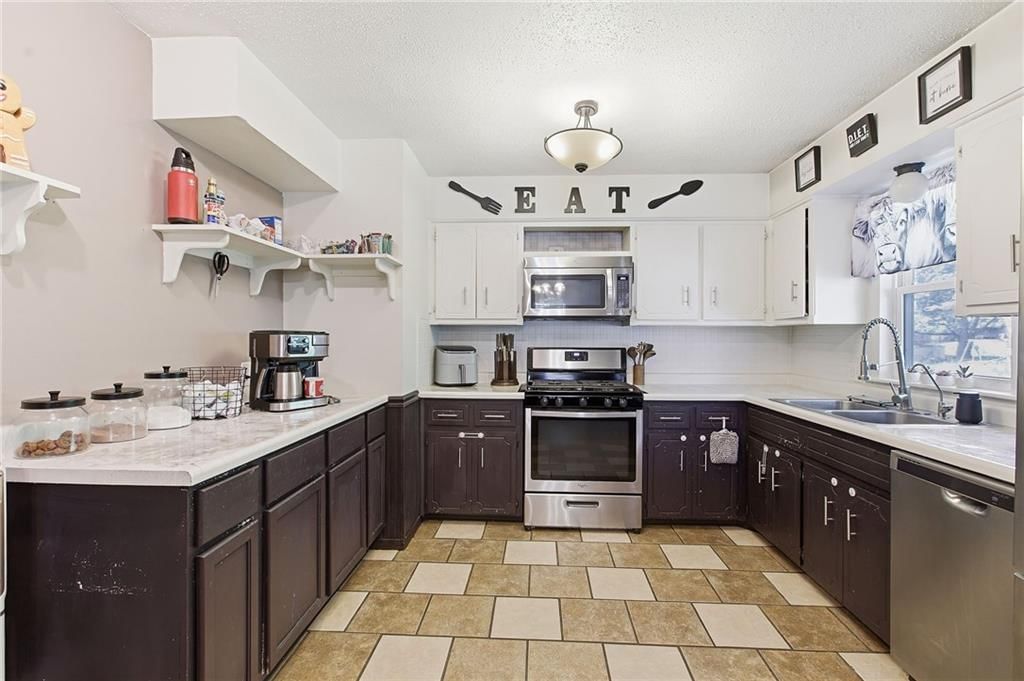 326 Gregory Drive — photo 10