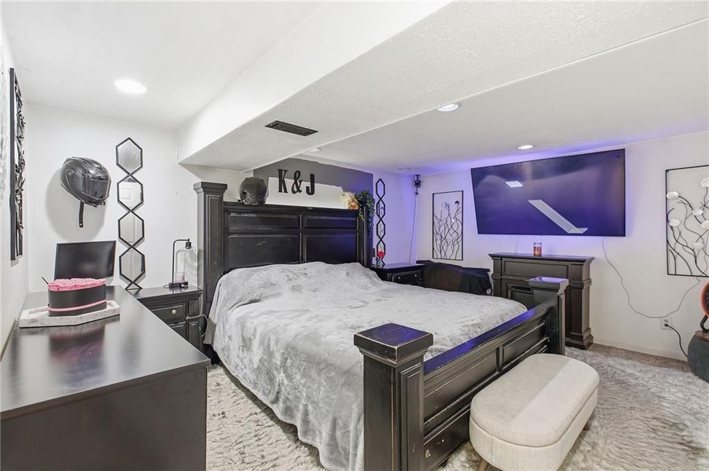 326 Gregory Drive — photo 17