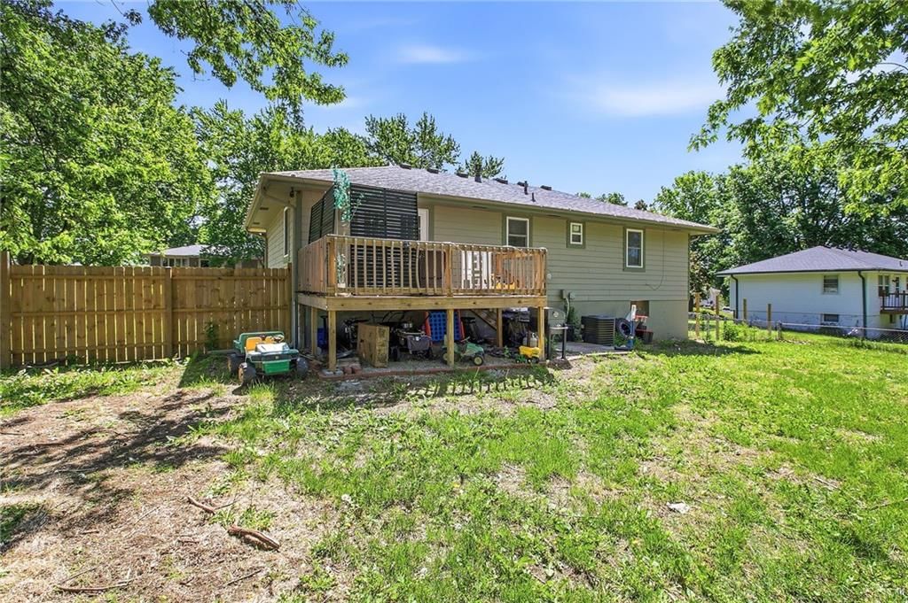 326 Gregory Drive — photo 23