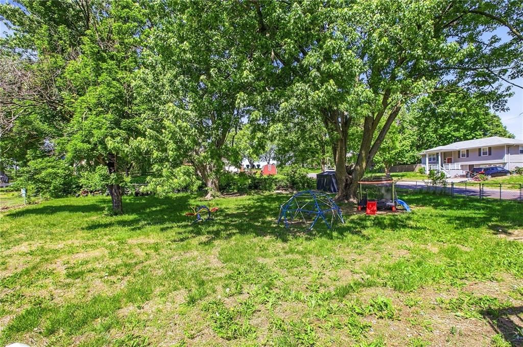 326 Gregory Drive — photo 24