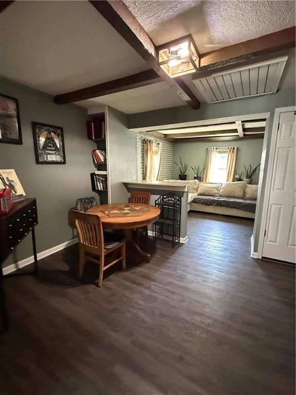 704 E Hayward Avenue — photo 10