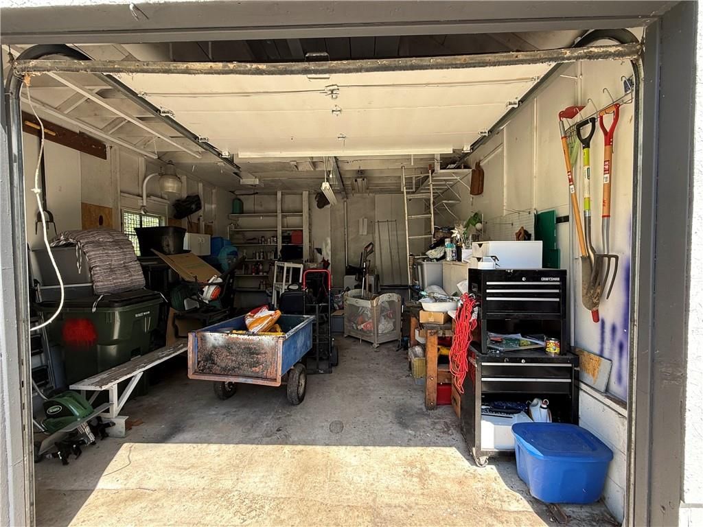 704 E Hayward Avenue — photo 23