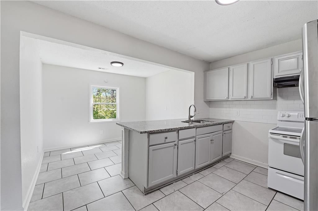 5609 Oakland Avenue — photo 6