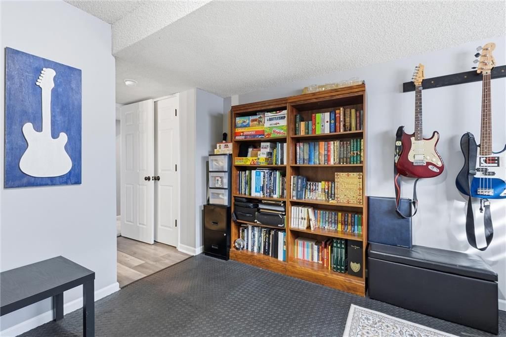 860 River Drive — photo 28