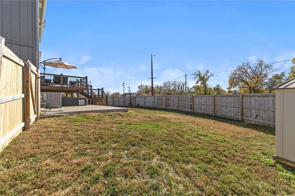 860 River Drive — photo 33