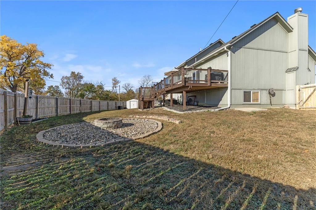 860 River Drive — photo 35