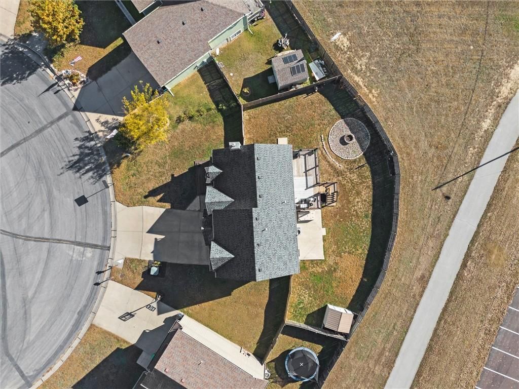 860 River Drive — photo 40