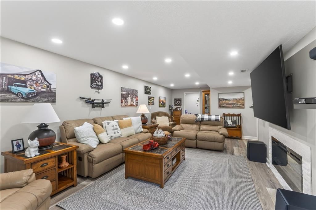 661 N Poplar Circle — photo 39