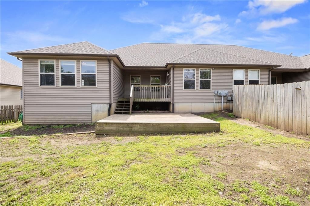 1803 Villa Drive — photo 3