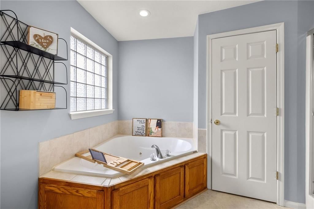 1803 Villa Drive — photo 15