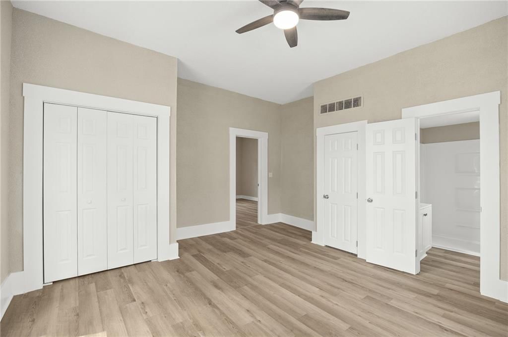 710 W Locust Street — photo 15