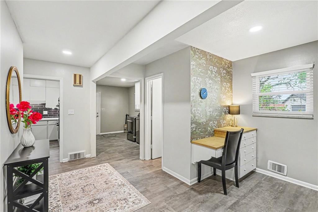 4607 Blue Ridge Boulevard — photo 10