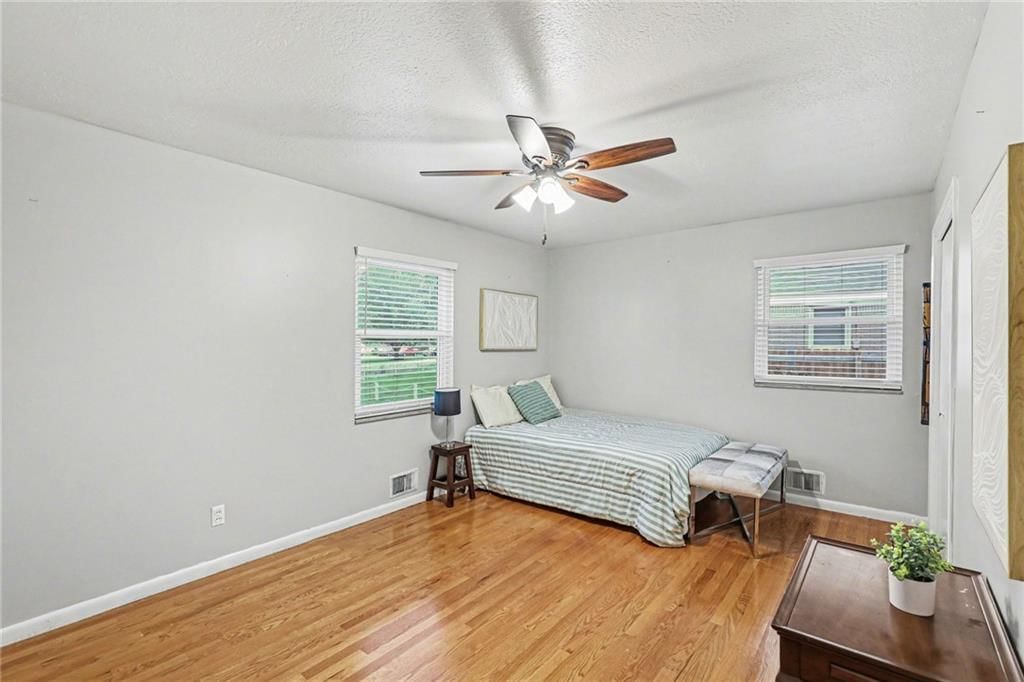 4607 Blue Ridge Boulevard — photo 20