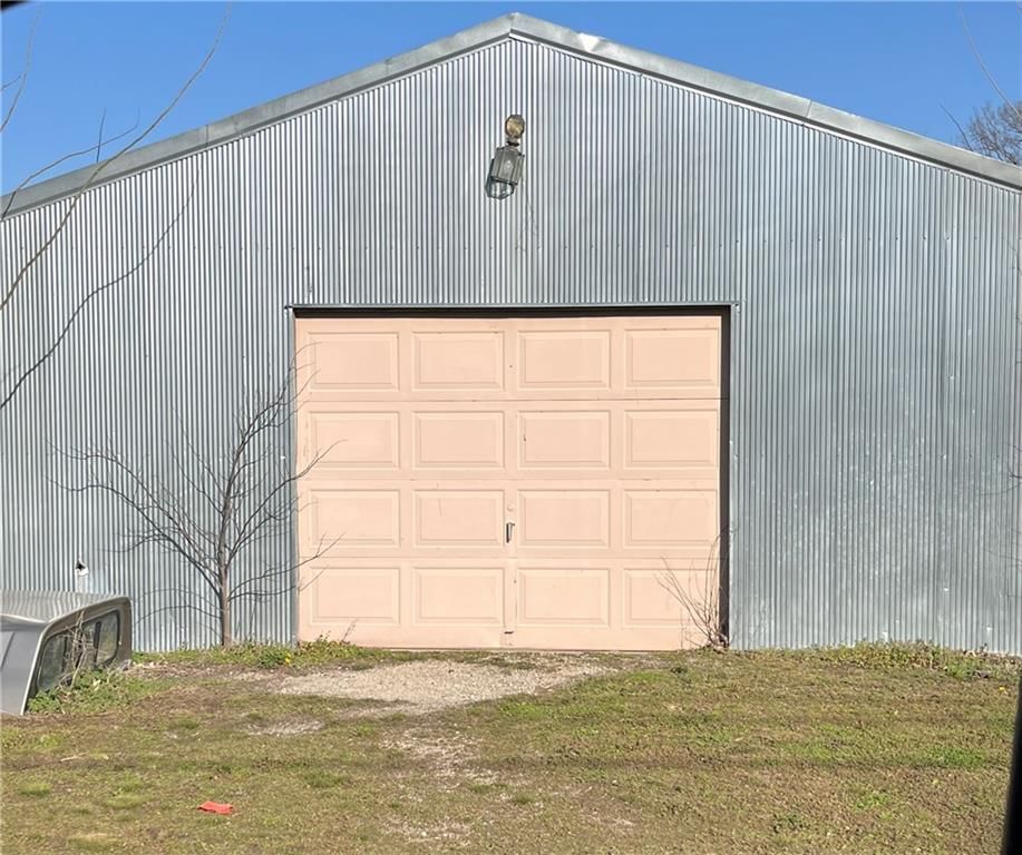 211 Merchant Street — photo 3