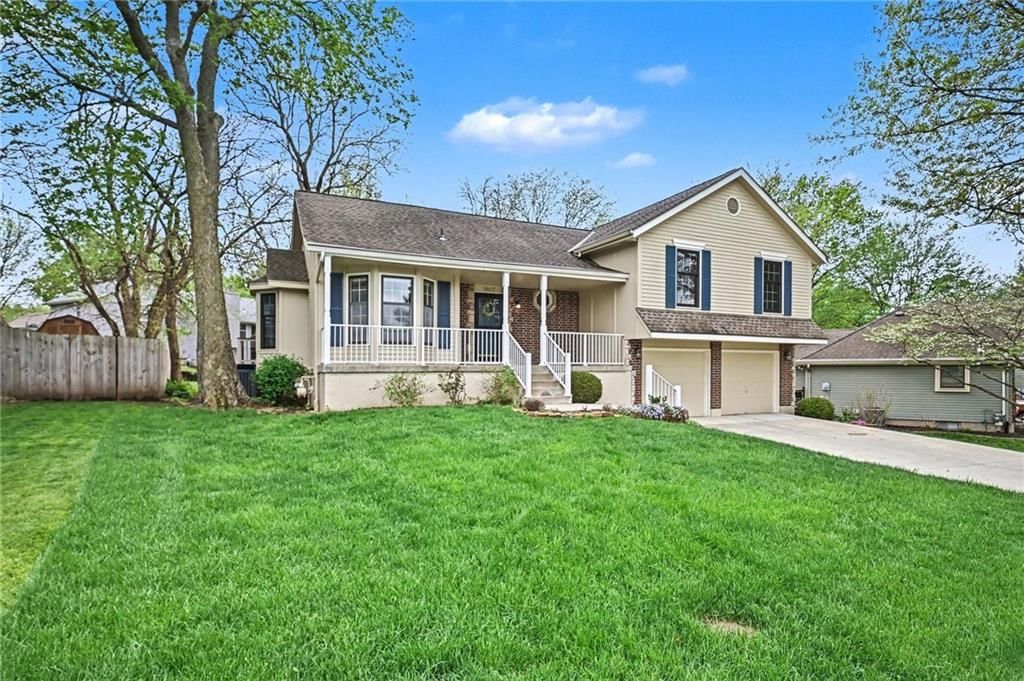 1607 SE Boone Trail — photo 2
