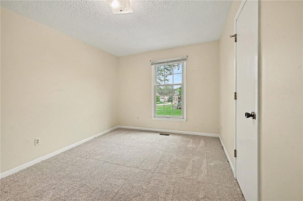 1607 SE Boone Trail — photo 14