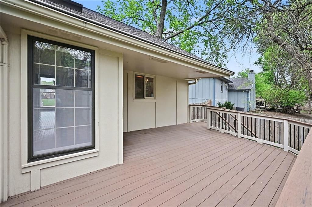 1607 SE Boone Trail — photo 18