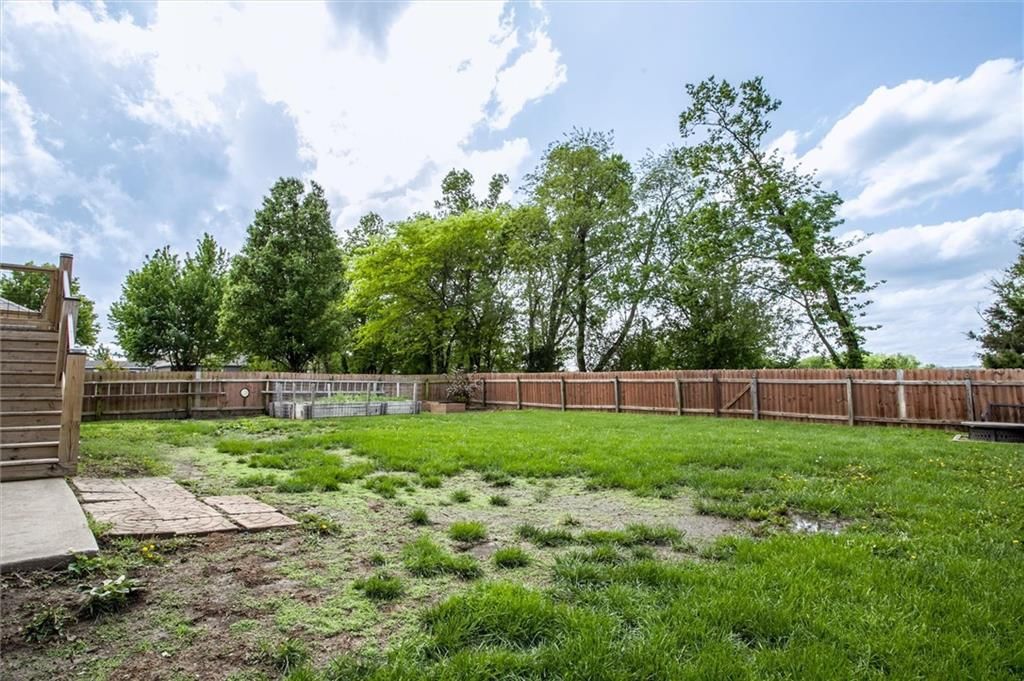 706 SW Bobcat Drive — photo 27