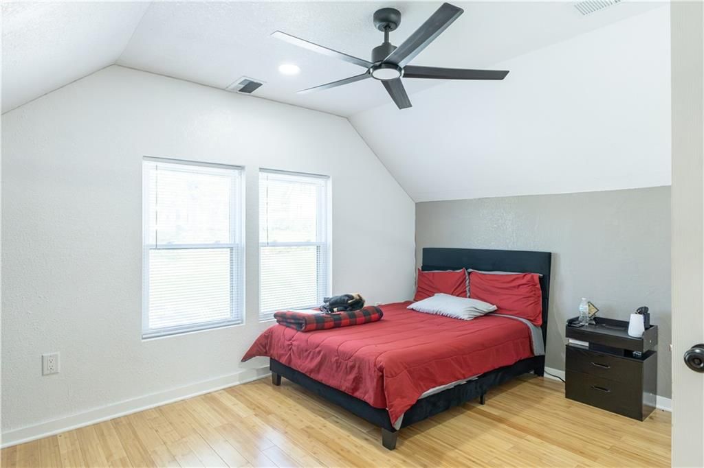 2507 S 18th Street — photo 13