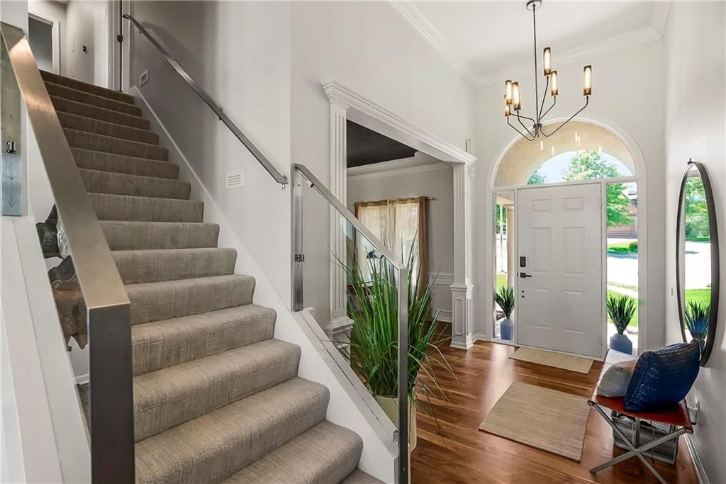8801 N Farley Avenue — photo 10