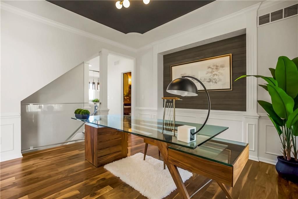 8801 N Farley Avenue — photo 33