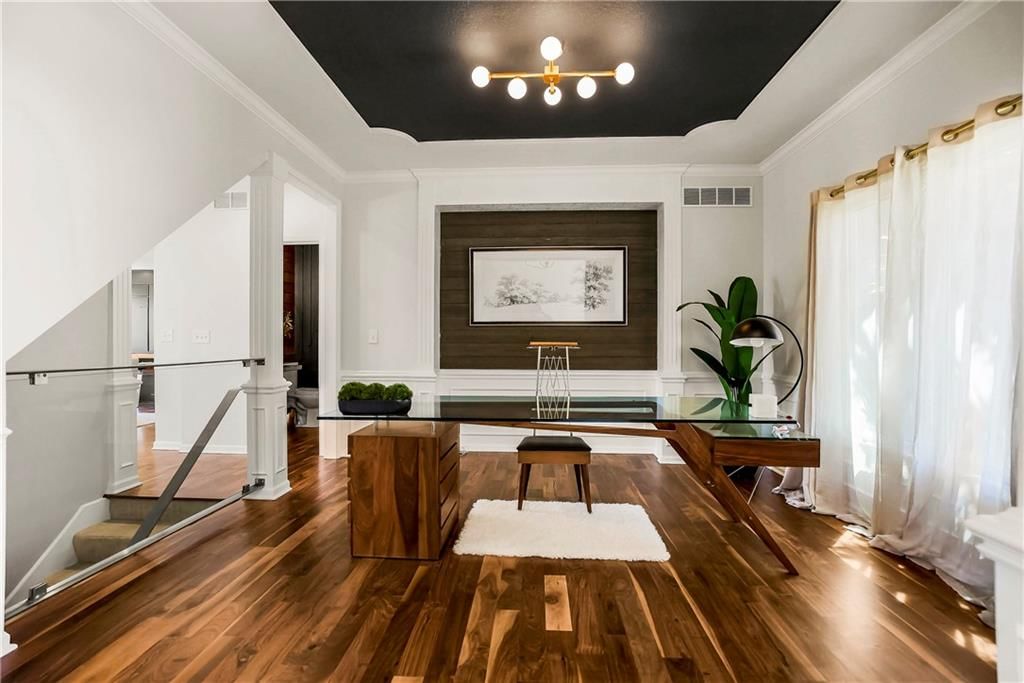 8801 N Farley Avenue — photo 34